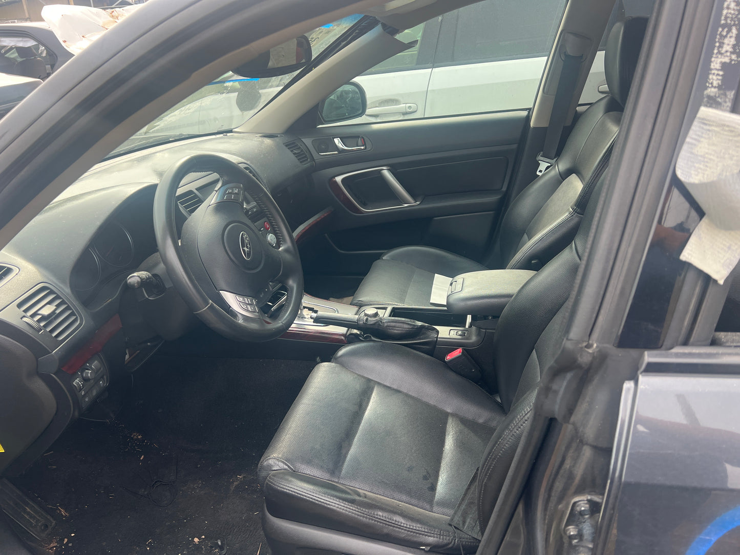 2009 Subaru Outback Legacy / N Yard