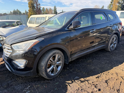 2014 Hyundai Santa Fe / N yard