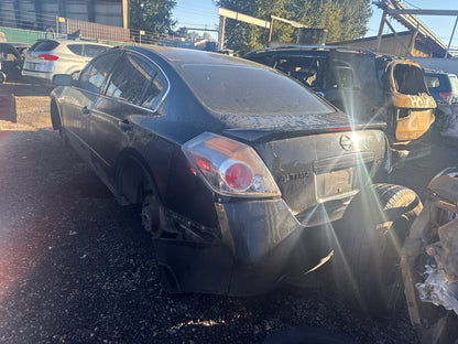 2008 Nissan Altima / N Yard