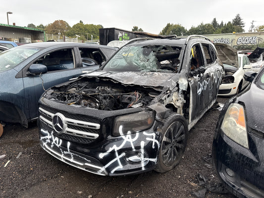 2021 Mercedes GLB / N Yard