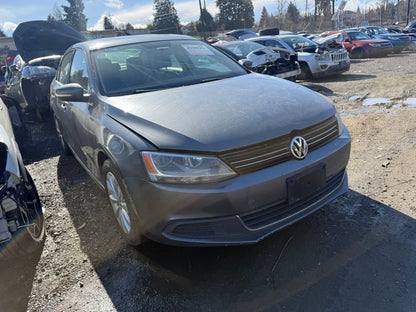 2014 VW Jetta 1.8 / N Yard
