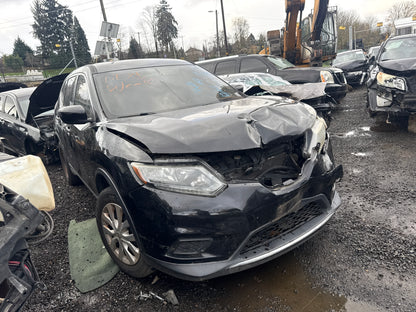 2016 Nissan Rouge / N Yard