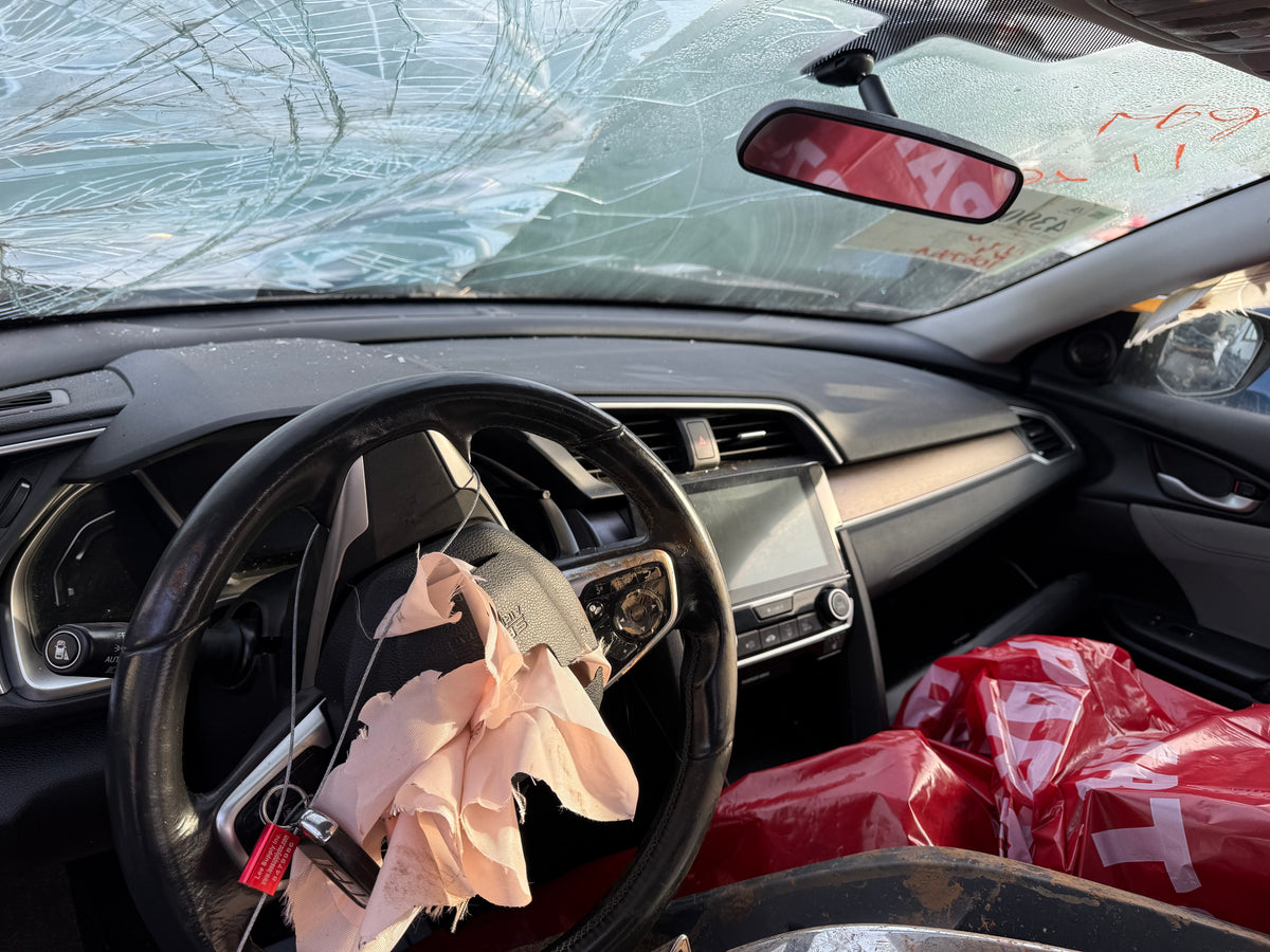 2018 Honda Civic / N Yard