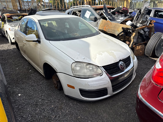 2008 VW Jetta / N Yard