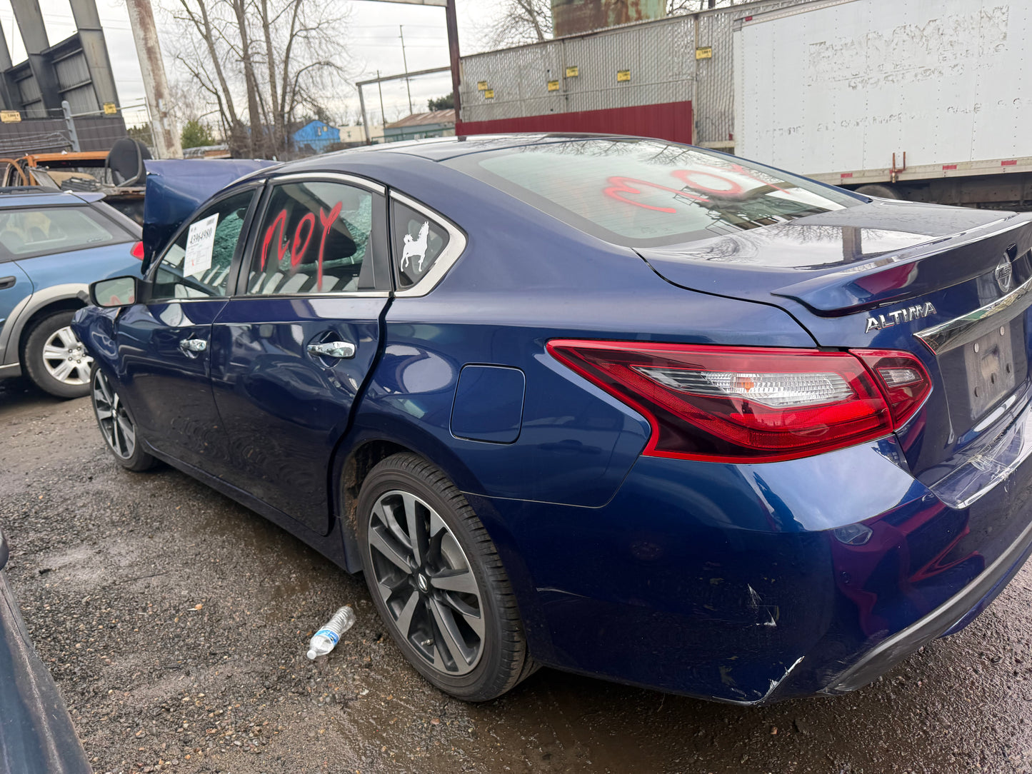2018 Nissan Altima / N Yard