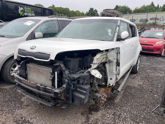 2016 Kia Soul / N Yard