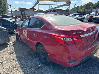 2017 Nissan Sentra/ N Yard