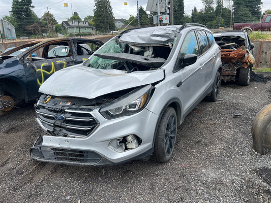 2019 Ford Escape / N yard