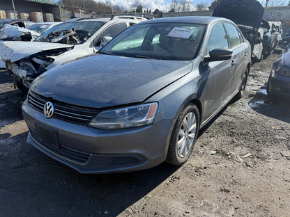 2014 VW Jetta 1.8 / N Yard