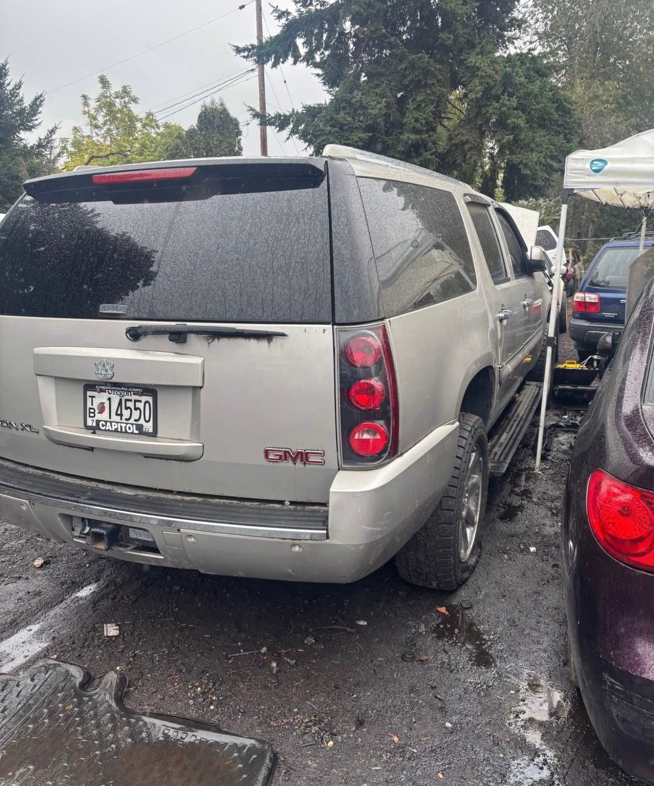2010 GMC Yukon / SE Yard
