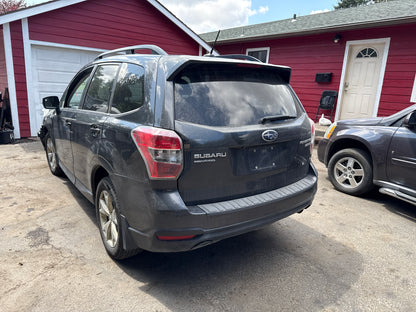 2014 Subaru Forester / SE Yard