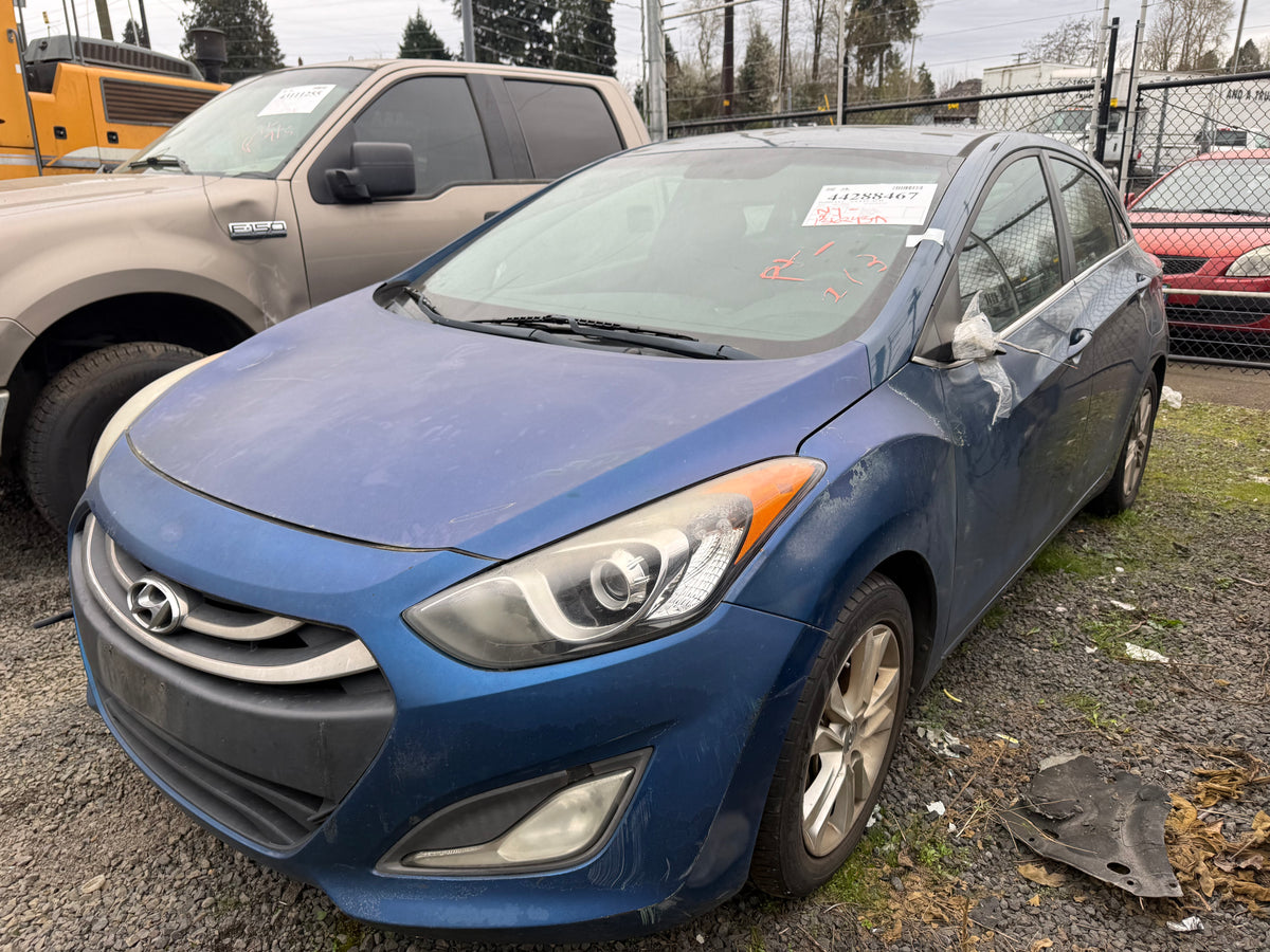 2014 Hyundai Elantra GT / N Yard