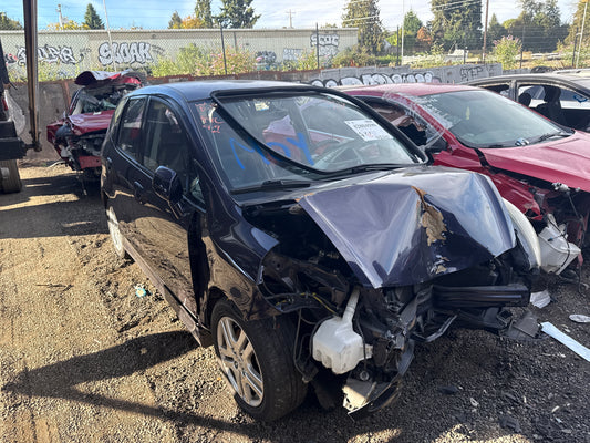 2008 Honda Fit / N Yard