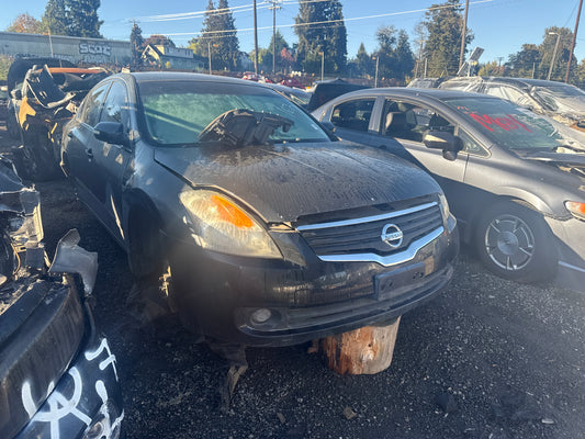 2008 Nissan Altima / N Yard