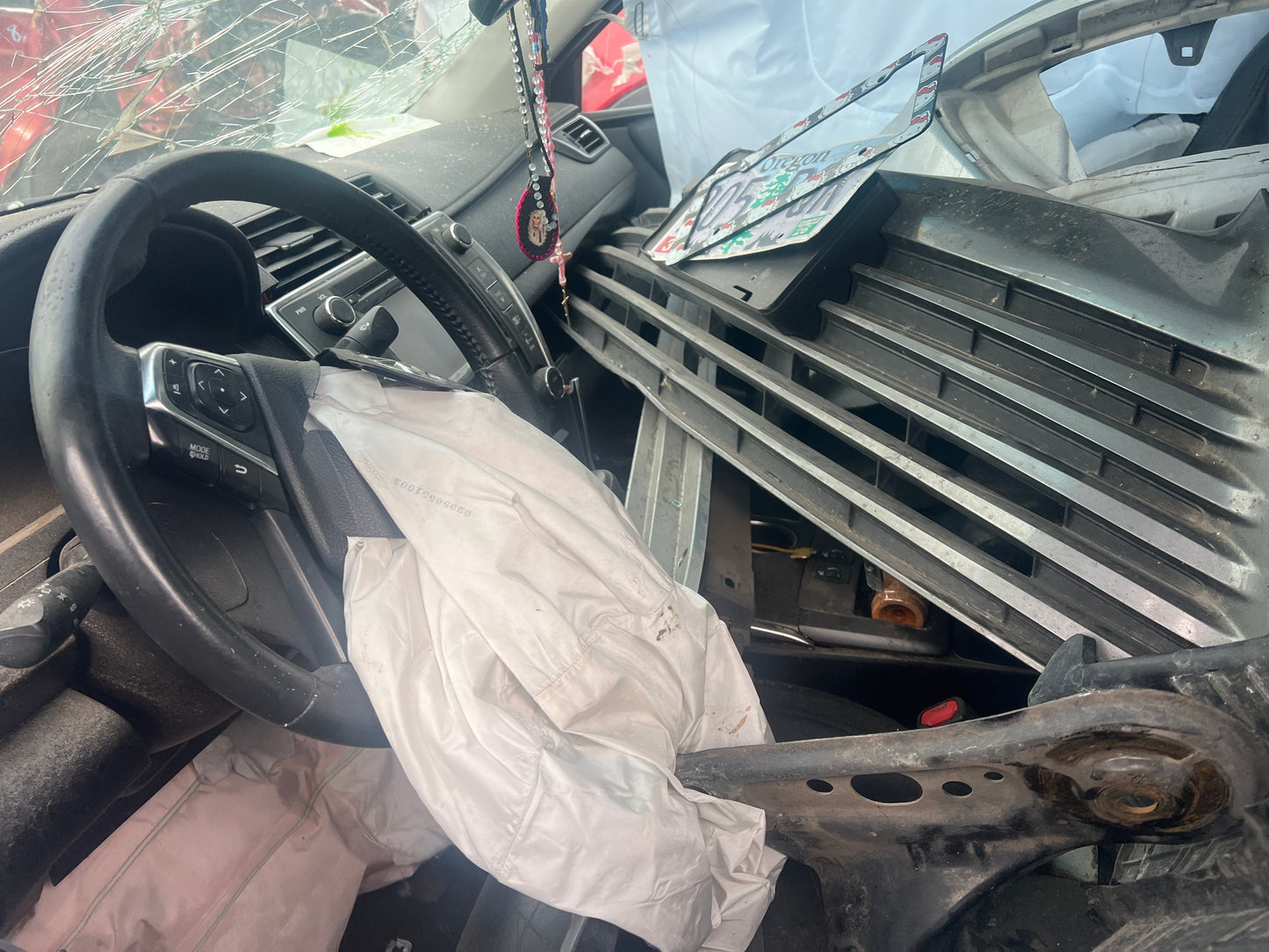 2016 Toyota Camry / N Yard