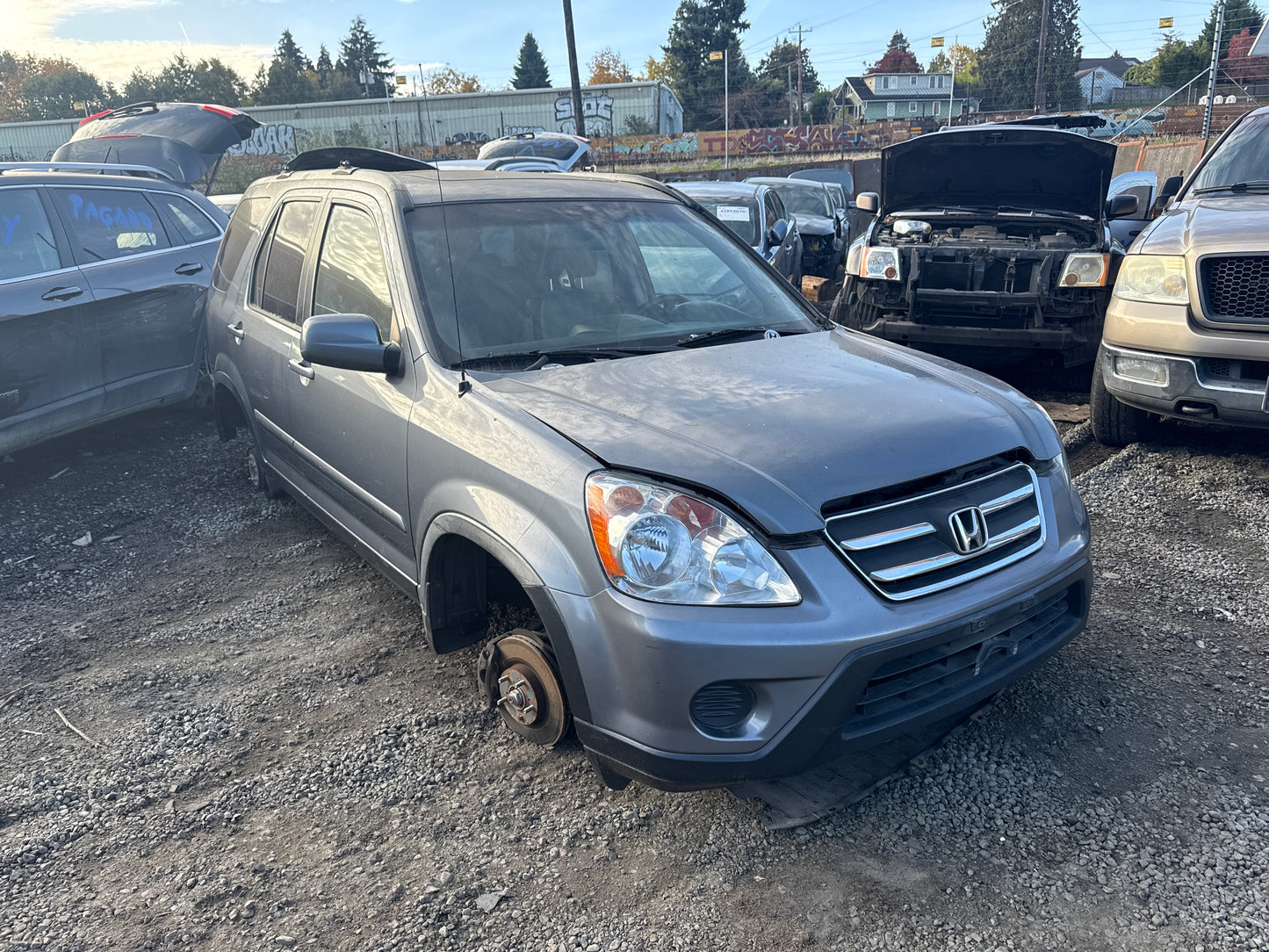 2006 Honda CR-V / N Yard