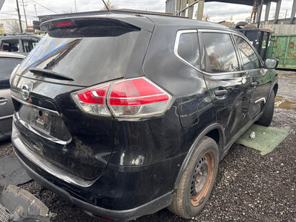 2016 Nissan Rouge / N Yard