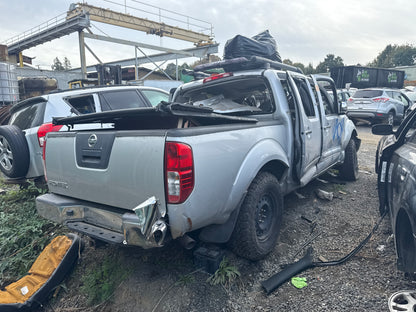 2012 Nissan frontier / N Yard