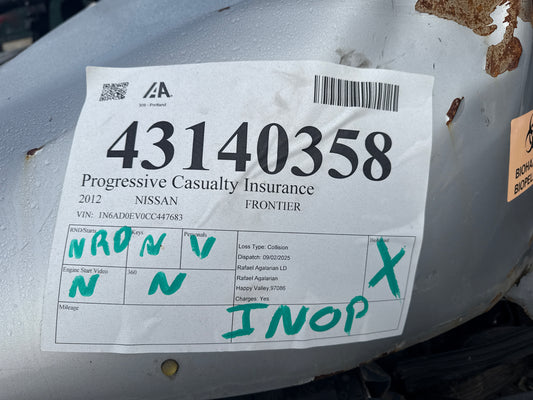 2012 Nissan frontier / N Yard