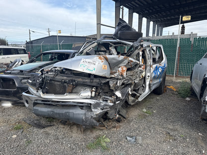 2012 Nissan frontier / N Yard