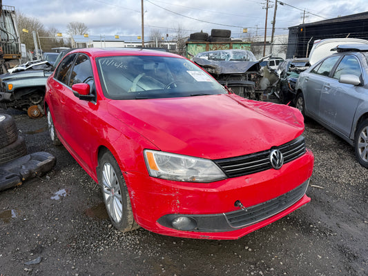 2013 VW Jetta / N Yard