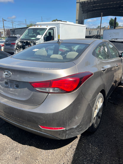 2016 Hyundai Elantra / N Yard