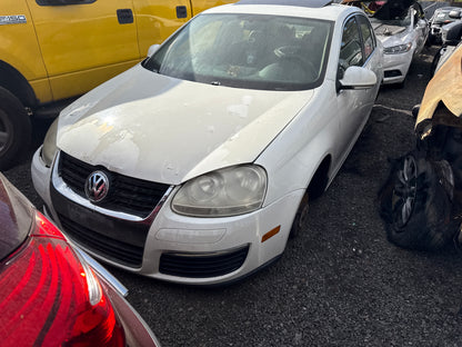 2008 VW Jetta / N Yard