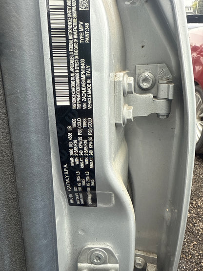 2022 Jeep Renegade / N Yard