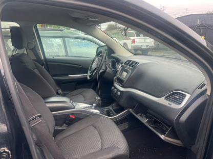 2015 Dodge Journey / NE Yard