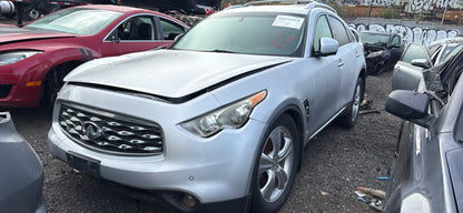 2011 Infiniti FX35 / N Yard