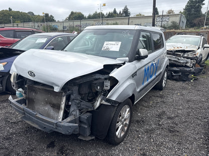 2012 Kia Soul \ N Yard