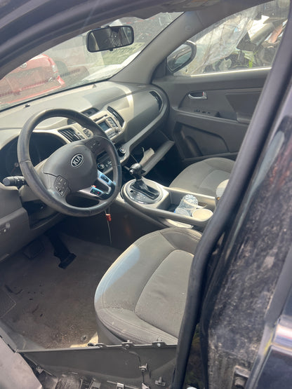 2011 Kia Sportage / N Yard