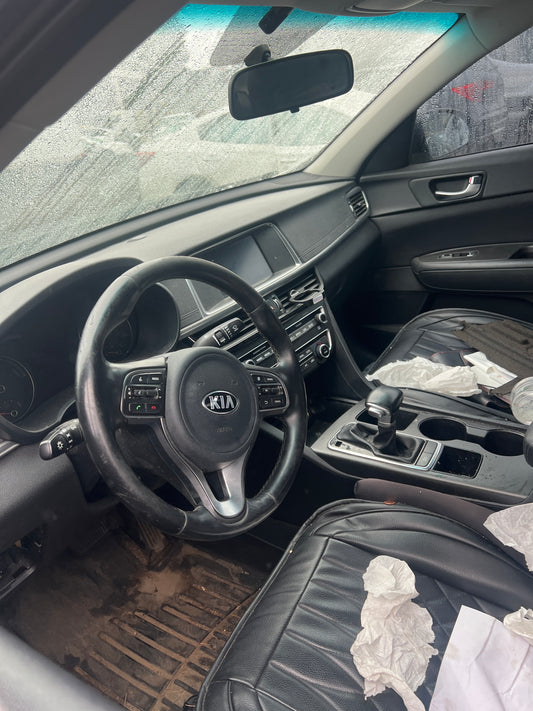2016 Kia Optima Hybrid / N yard