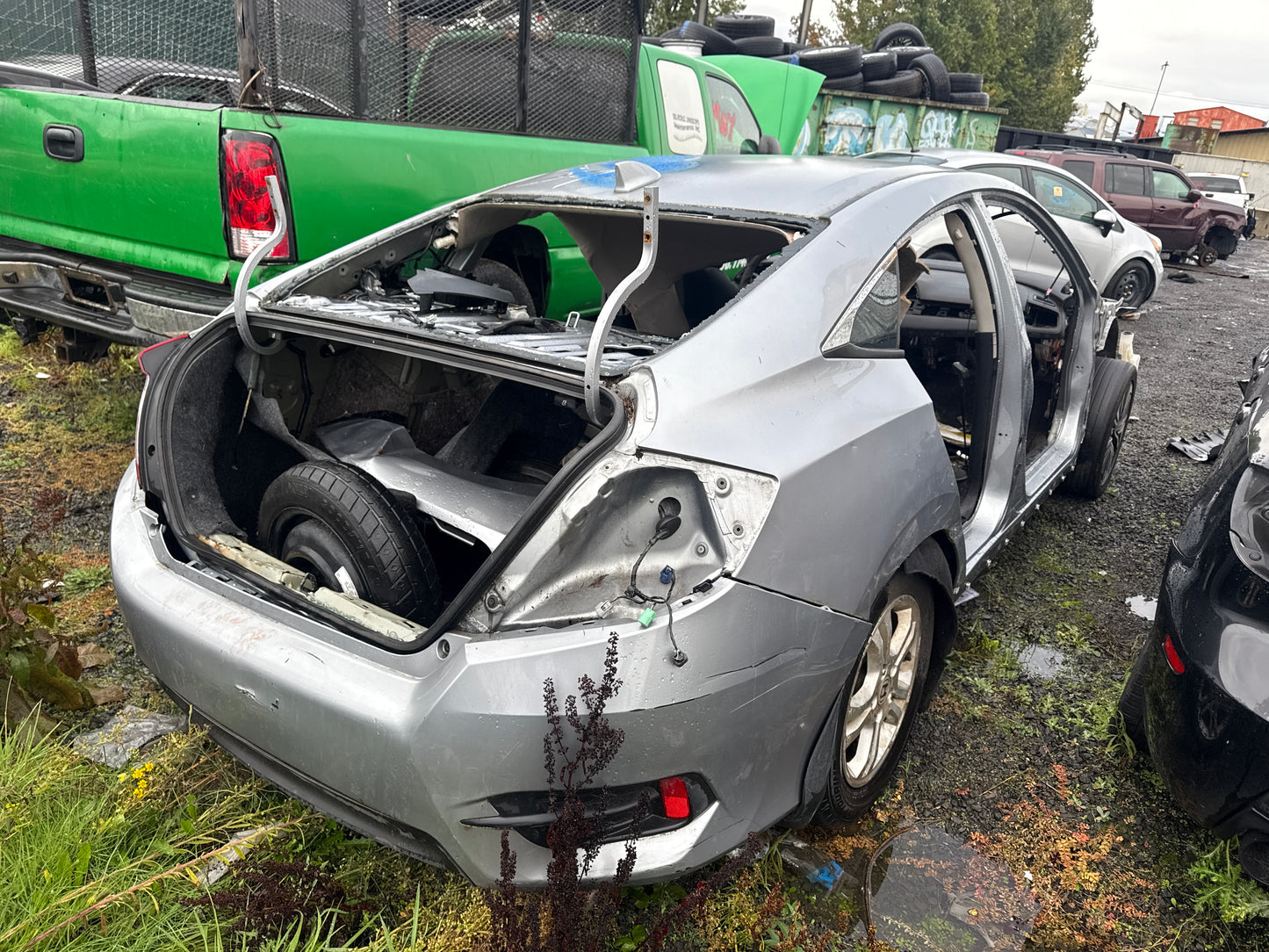 2017 Honda Civic / N yard