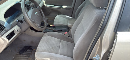 2005 Toyota Camry / SE Yard