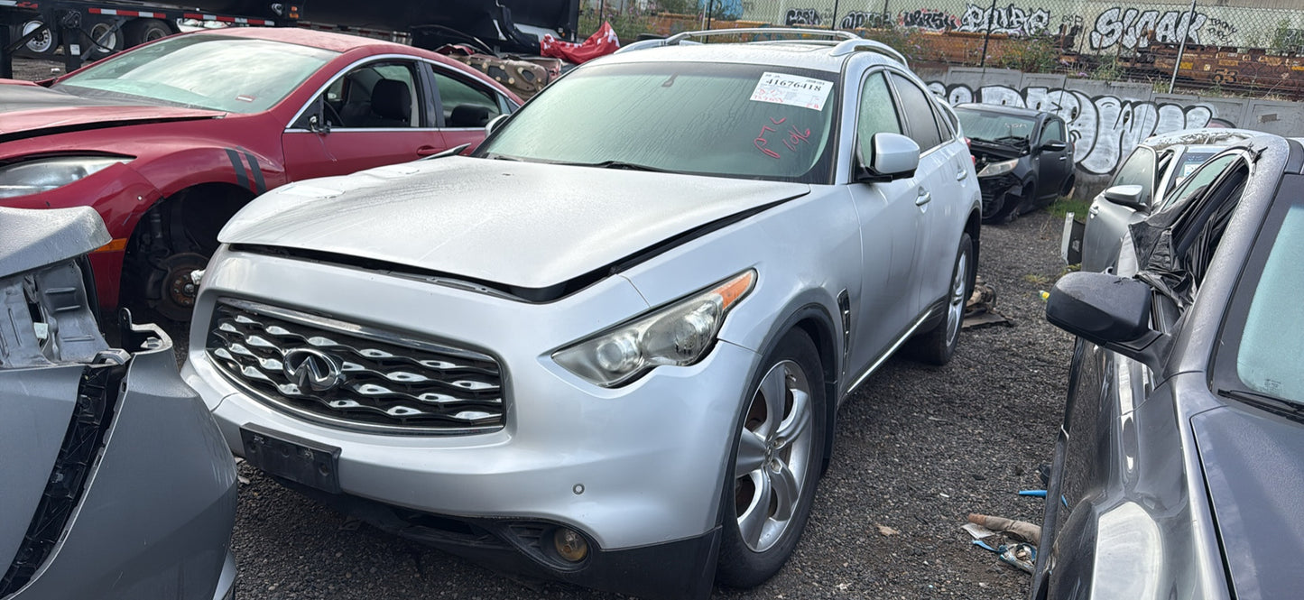2011 Infiniti FX35 / N Yard