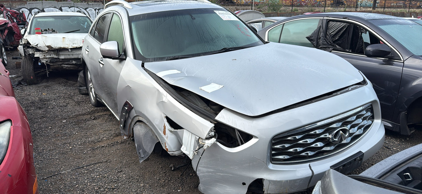 2011 Infiniti FX35 / N Yard