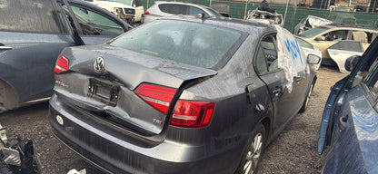 2015 Volkswagen Jetta / N Yard