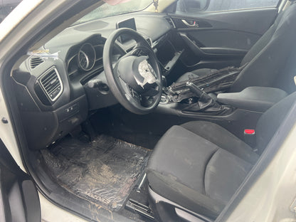 2015 Mazda 3 HBK / N Yard