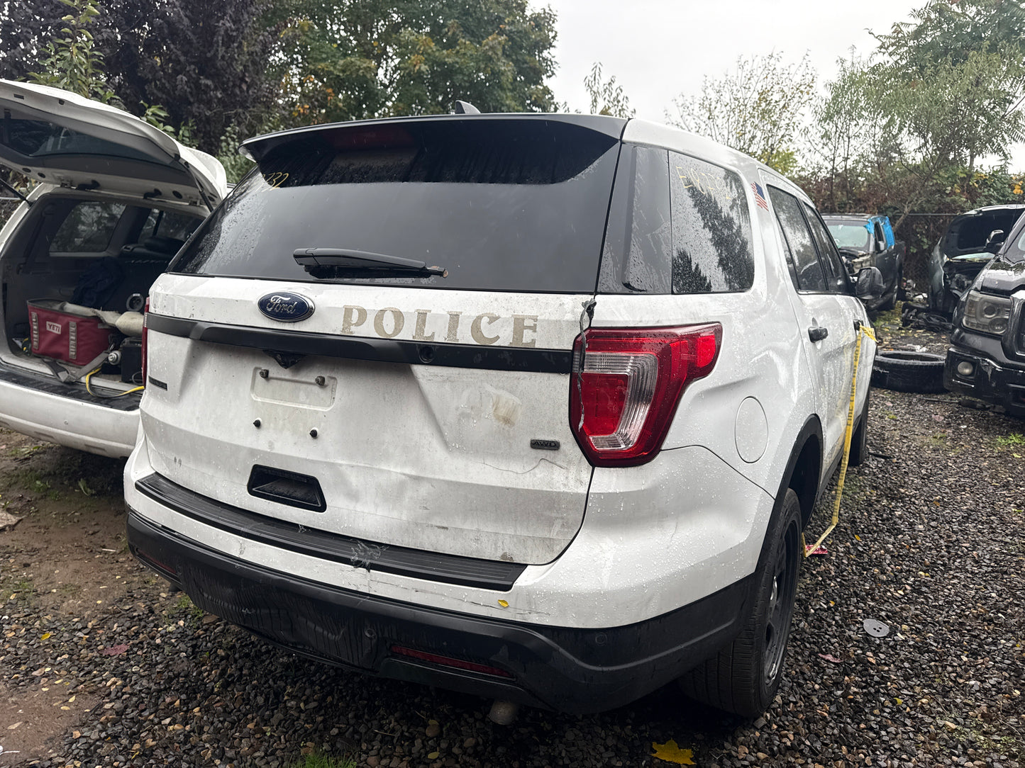2018 Ford Explorer / SE Yard
