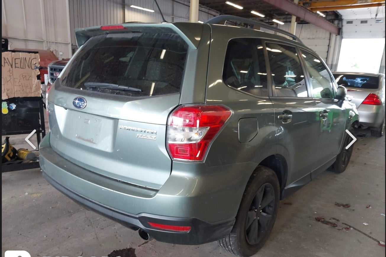 2015 Subaru Forester / SE Yard