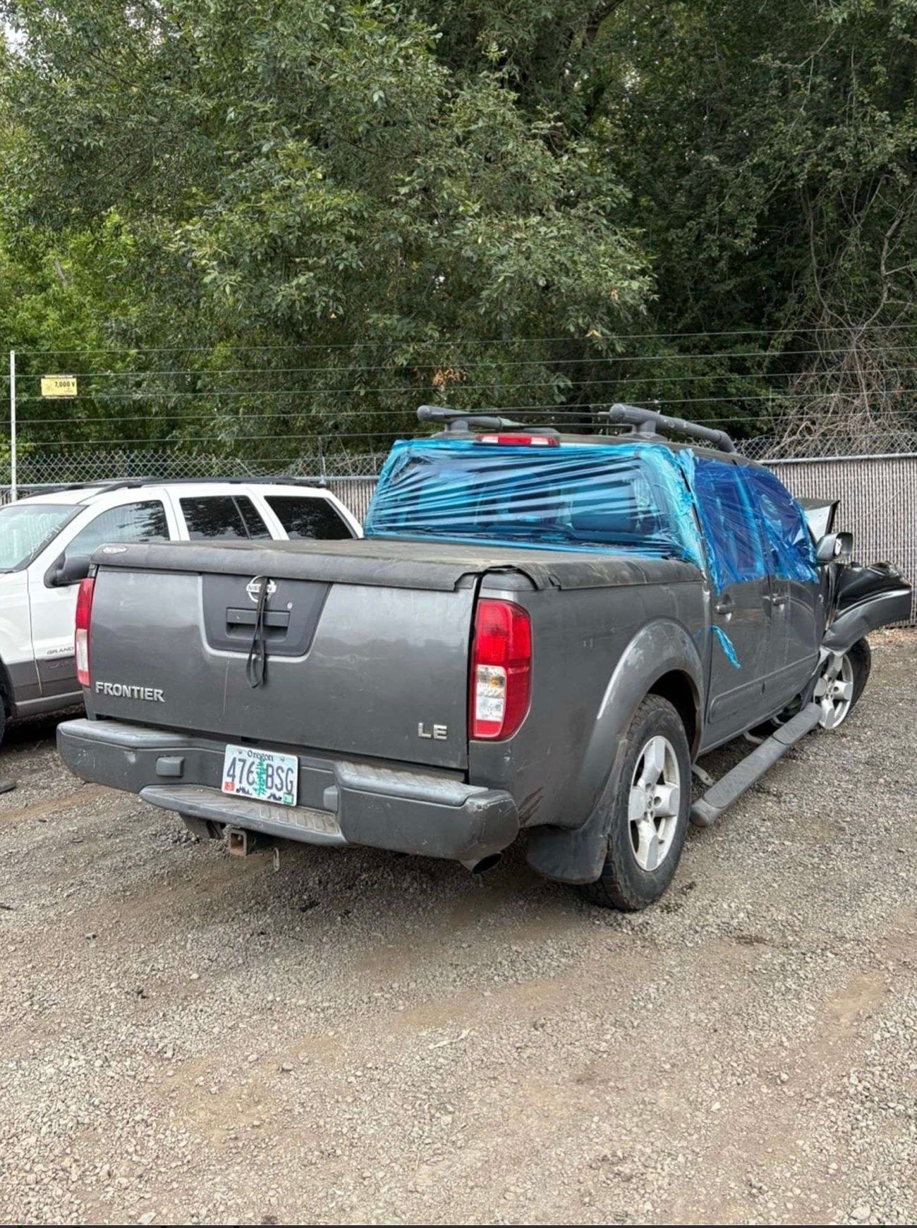 2005 Nissan Frontier / SE Yard