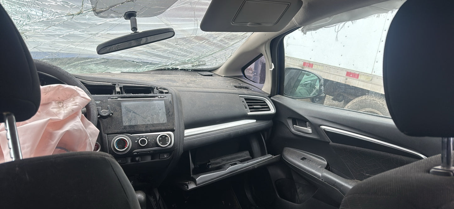 2014 Honda Fit / N yard