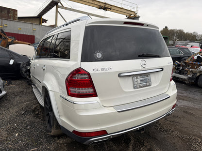 2011 Mercedes GL-550 / N Yard