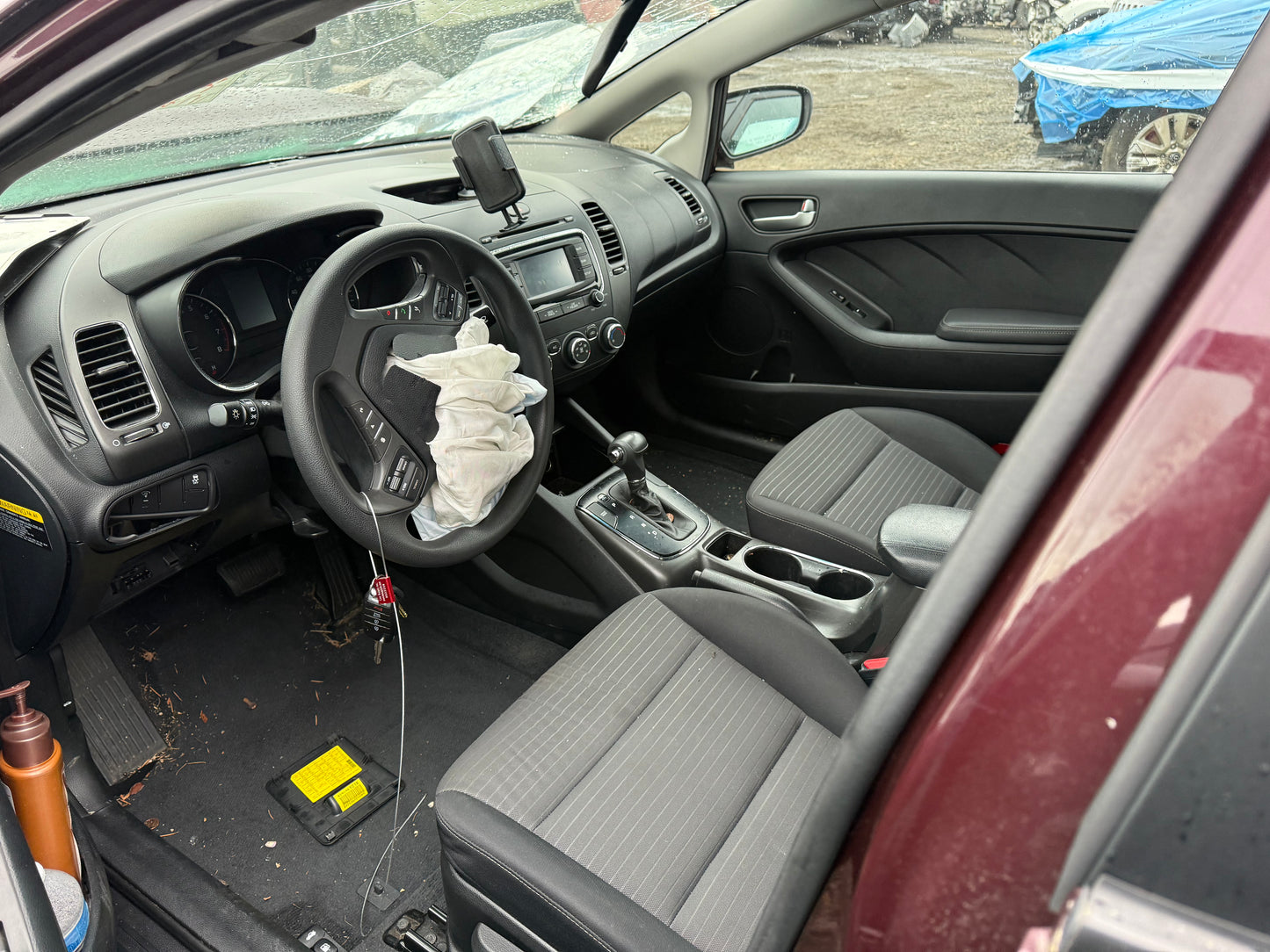 2017 Kia Forte / N Yard